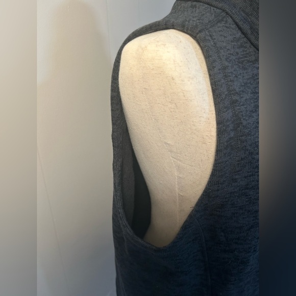 Lands’ End Vest - Picture 6 of 11